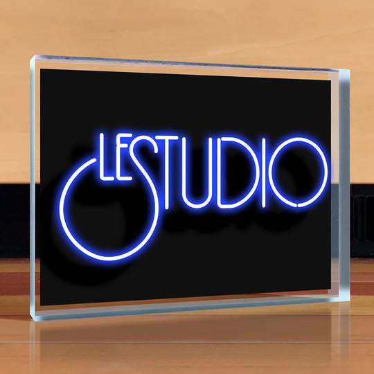 Le Studio Desktop Art