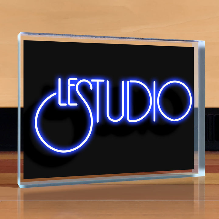 Le Studio Desktop Art